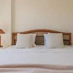 Cozy 2 Bdrm Apt W Sea Views Next To Puerto Banus